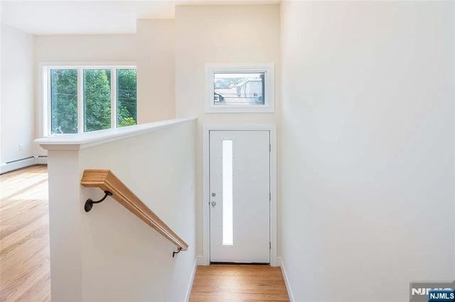 799 End Avenue, Cliffside Park, NJ 07010