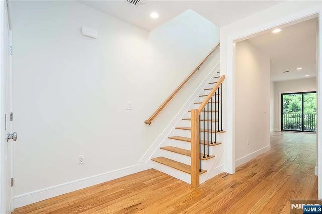 799 End Avenue, Cliffside Park, NJ 07010
