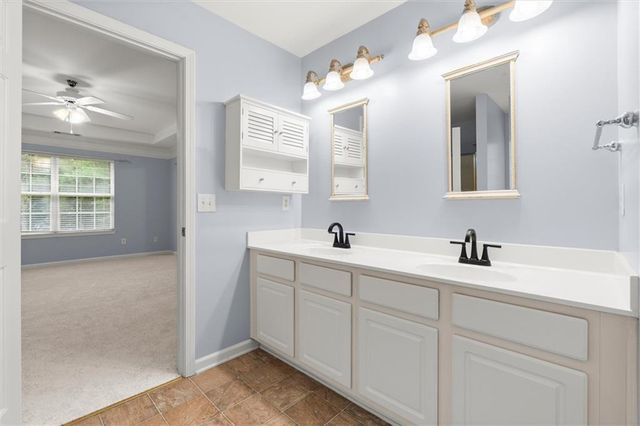 433 Highlands Loop, Woodstock, GA 30188