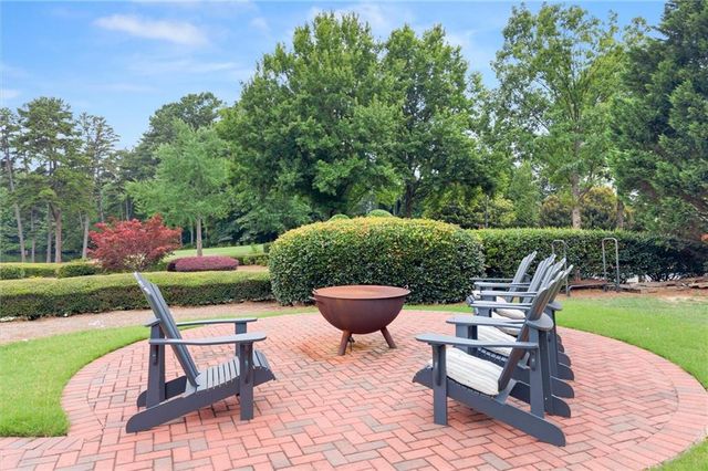 433 Highlands Loop, Woodstock, GA 30188
