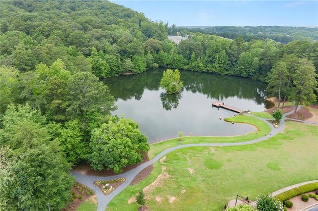 433 Highlands Loop, Woodstock, GA 30188