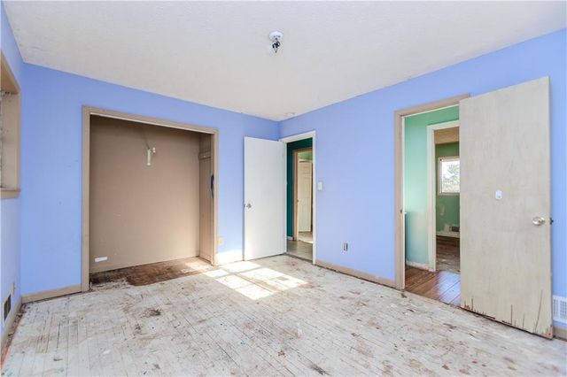 556 Roxbury Drive, Riverdale, GA 30274