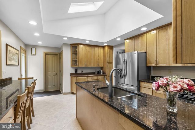 2984 NORMANDY DR, Ellicott City, MD 21043