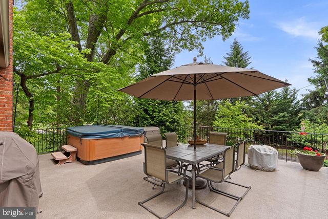 2984 NORMANDY DR, Ellicott City, MD 21043