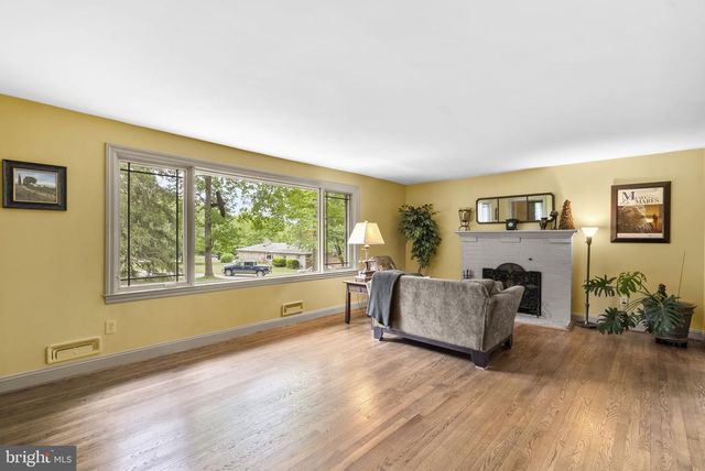 2984 NORMANDY DR, Ellicott City, MD 21043