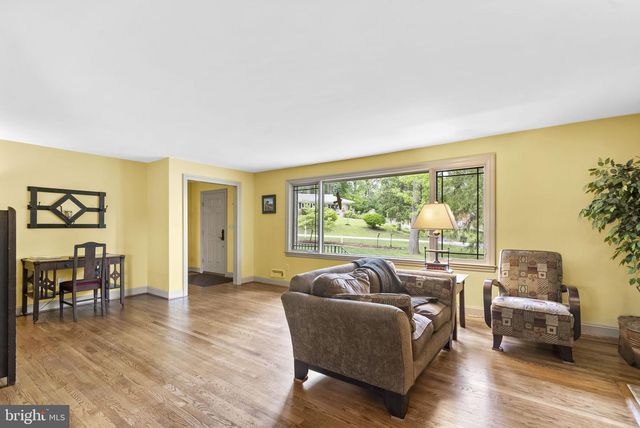 2984 NORMANDY DR, Ellicott City, MD 21043
