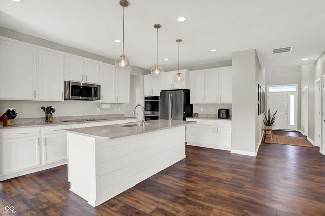 5153 Timber Stream Court, Indianapolis, IN 46239
