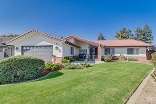 6413 Gina Court, Bakersfield, CA 93308
