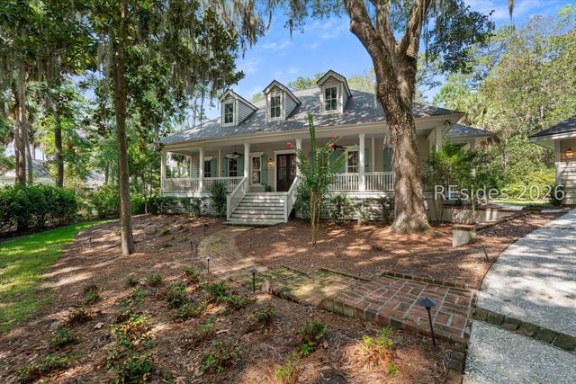 6 Winding Oak Ct, Okatie, SC 29909
