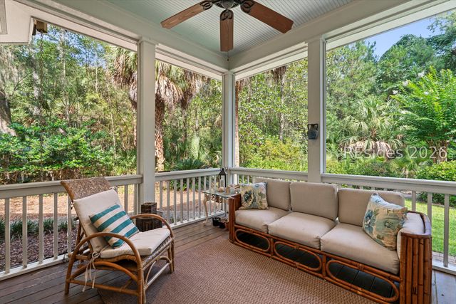 6 Winding Oak Ct, Okatie, SC 29909