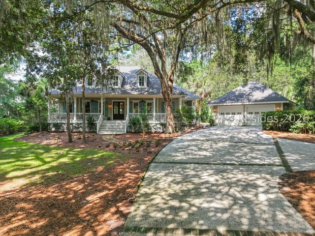 6 Winding Oak Ct, Okatie, SC 29909