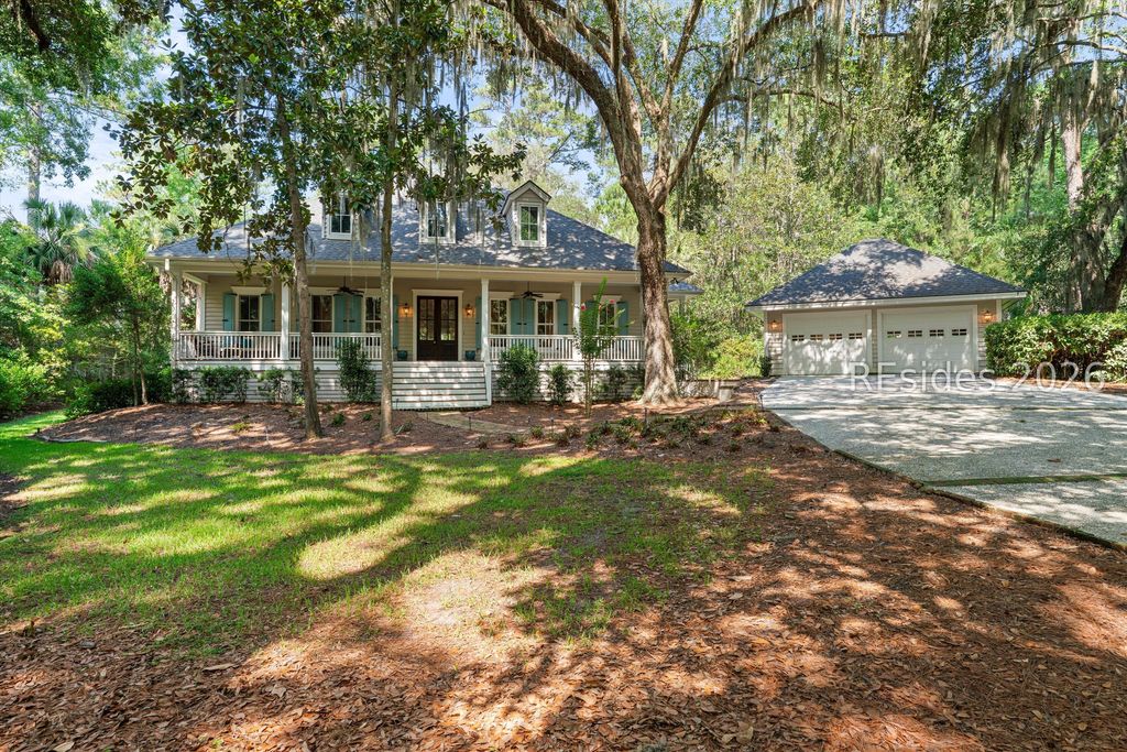 6 Winding Oak Ct, Okatie, SC 29909