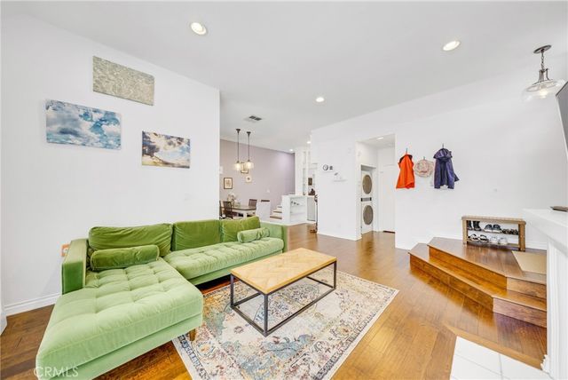 1097 Blanche 132, Pasadena, CA 91106