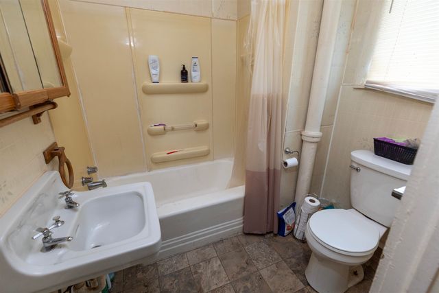 807 Fraser Street, Bay City, MI 48708