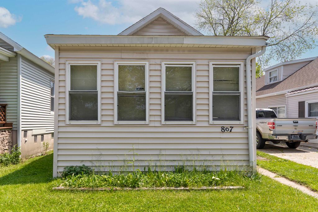807 Fraser Street, Bay City, MI 48708