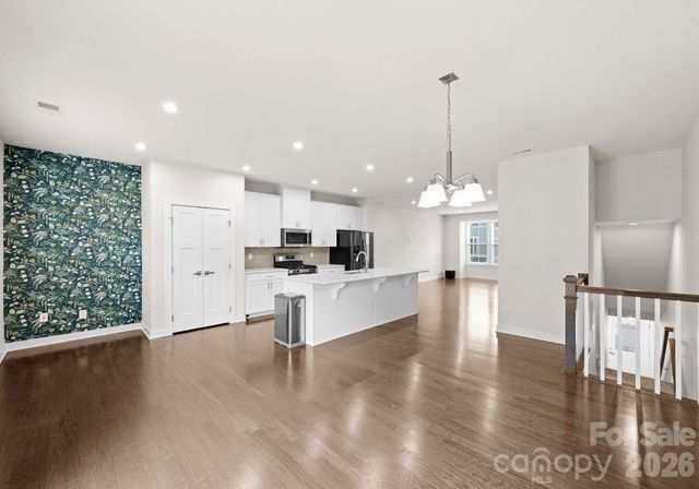 1835 Shumard Lane, Charlotte, NC 28205