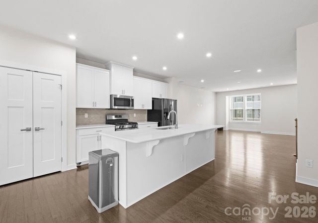 1835 Shumard Lane, Charlotte, NC 28205