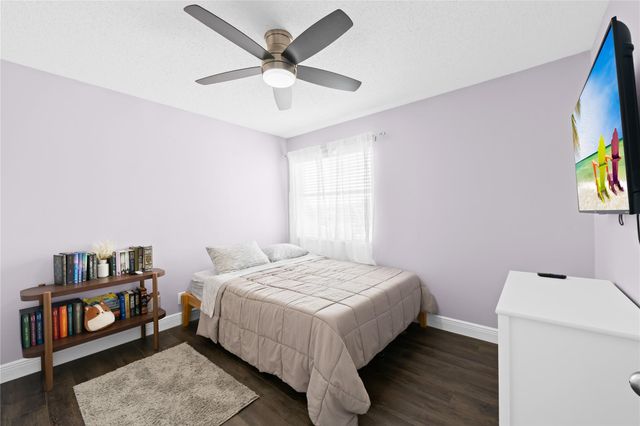 1337 Fairfax Cir, Boynton Beach, FL 33436