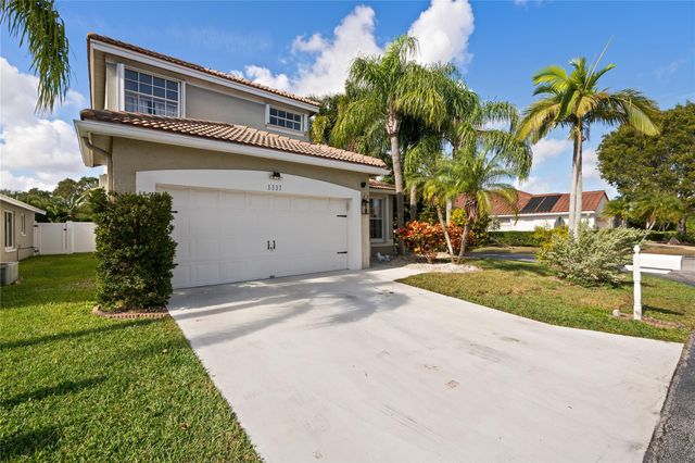 1337 Fairfax Cir, Boynton Beach, FL 33436