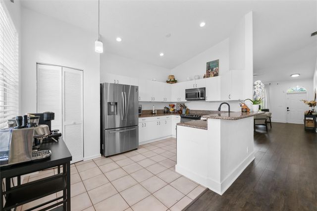 1337 Fairfax Cir, Boynton Beach, FL 33436