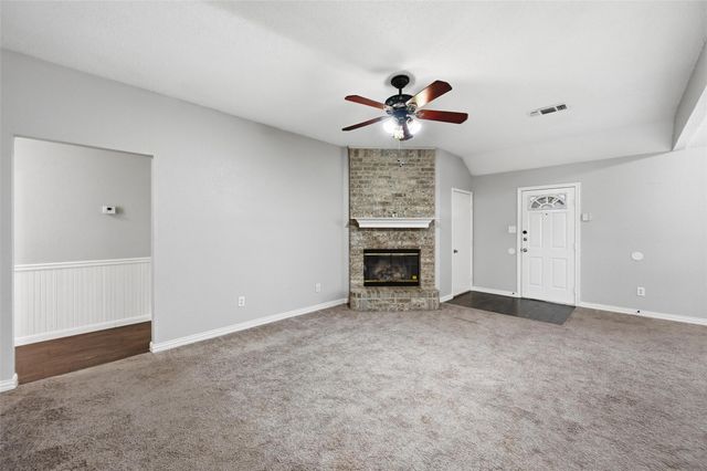 806 Springfield Drive, Cedar Hill, TX 75104