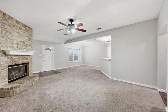 806 Springfield Drive, Cedar Hill, TX 75104