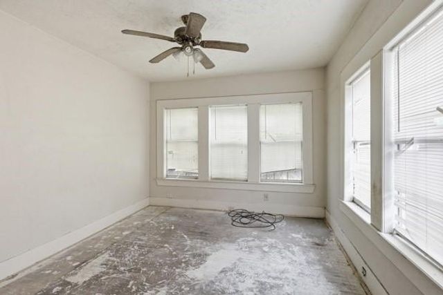 1655 Hawthorne Street, Houston, TX 77006