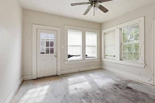 1655 Hawthorne Street, Houston, TX 77006