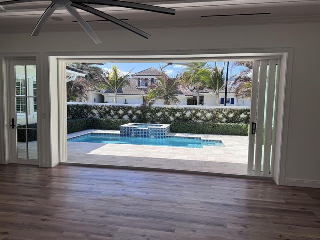 40 White Orchid Way, Indian River Shores, FL 32963