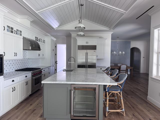 40 White Orchid Way, Indian River Shores, FL 32963