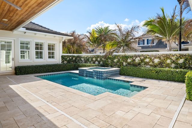 40 White Orchid Way, Indian River Shores, FL 32963