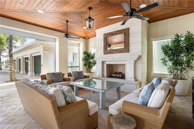 40 White Orchid Way, Indian River Shores, FL 32963