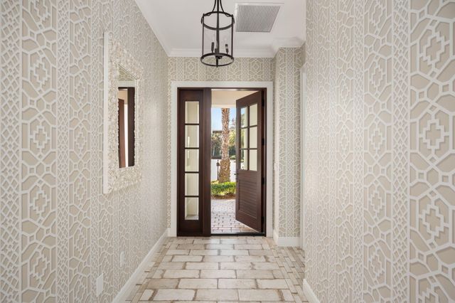 40 White Orchid Way, Indian River Shores, FL 32963