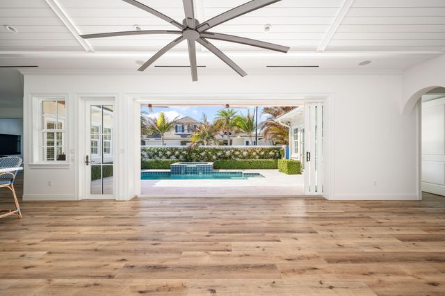 40 White Orchid Way, Indian River Shores, FL 32963