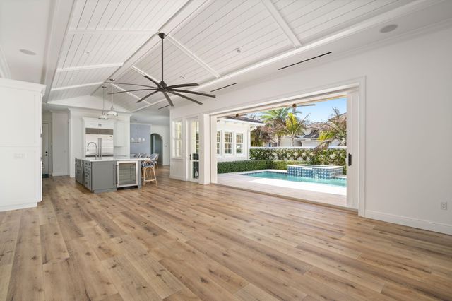 40 White Orchid Way, Indian River Shores, FL 32963