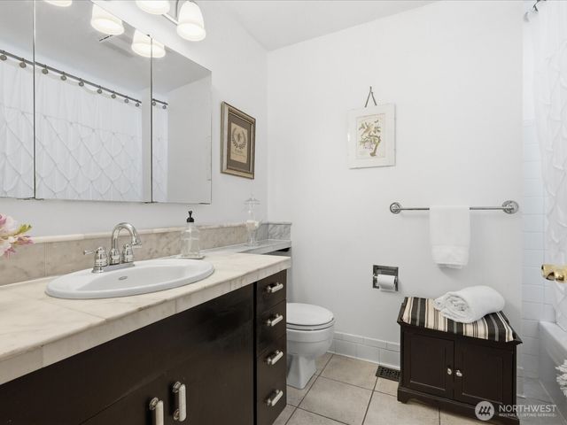 12841 NE 113th Street, Kirkland, WA 98033