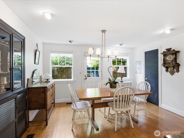 12841 NE 113th Street, Kirkland, WA 98033