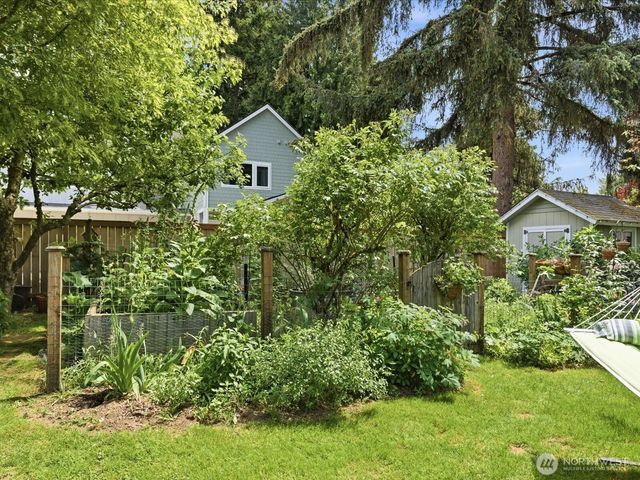 12841 NE 113th Street, Kirkland, WA 98033