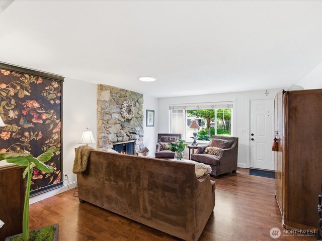 12841 NE 113th Street, Kirkland, WA 98033