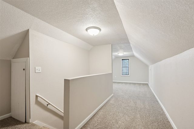 6905 SW 16th Street, Des Moines, IA 50315