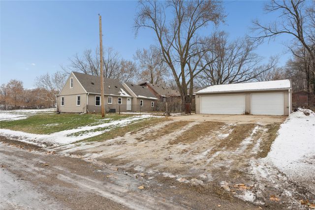 6905 SW 16th Street, Des Moines, IA 50315