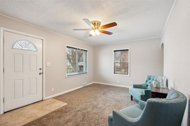 6905 SW 16th Street, Des Moines, IA 50315