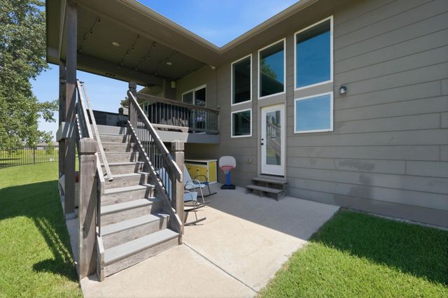517 S Horseshoe Bend, Maize, KS 67101