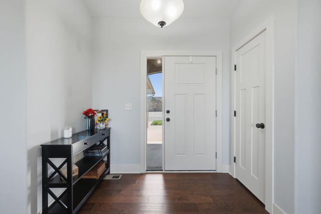 517 S Horseshoe Bend, Maize, KS 67101