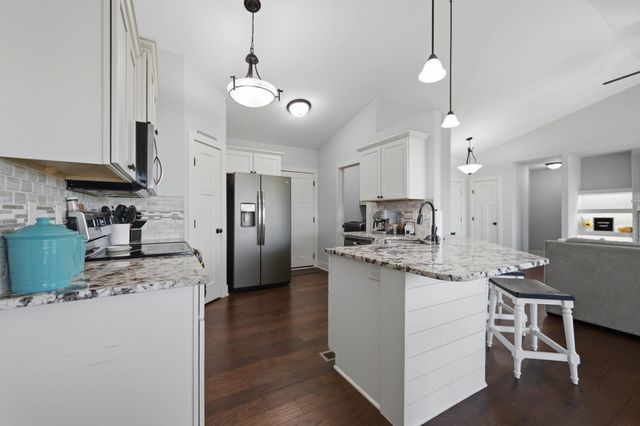 517 S Horseshoe Bend, Maize, KS 67101