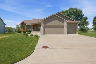 517 S Horseshoe Bend, Maize, KS 67101