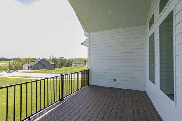 5112 WHISPER DR, Columbia, MO 65203