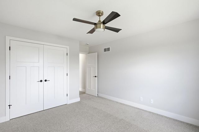 5112 WHISPER DR, Columbia, MO 65203