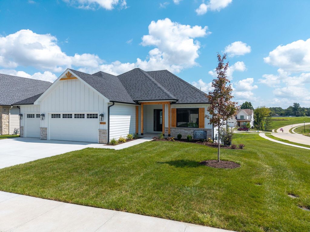 5112 WHISPER DR, Columbia, MO 65203