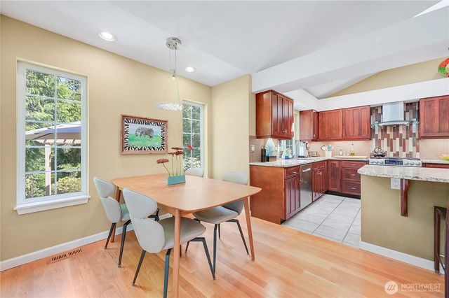 42 Twinsview Court, Port Ludlow, WA 98365